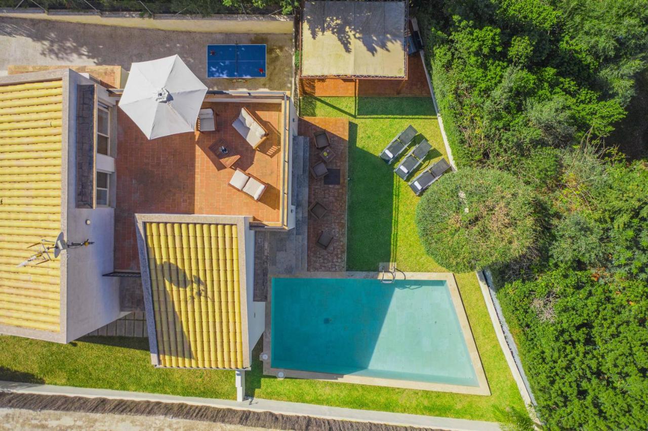 Bonaire Sky / Carmen Villa
